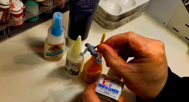 Glue for Plastic Miniatures